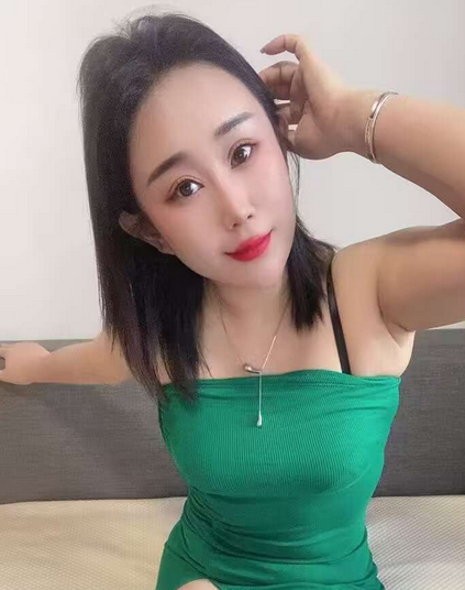 一个放松的熟女